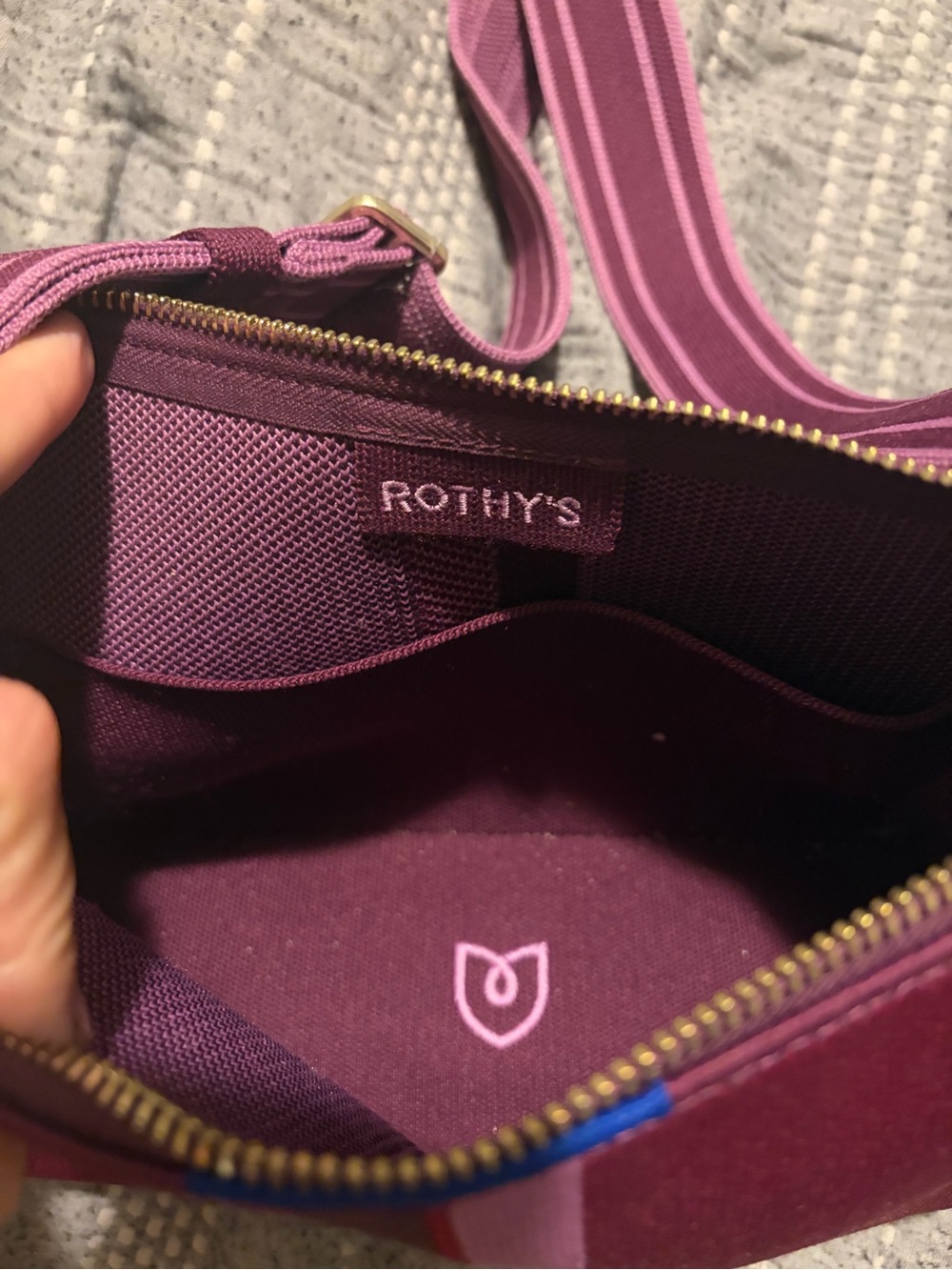 Rothy’s  Crossbody Bag in Berry with Stripe Detail - Picture 4 of 5